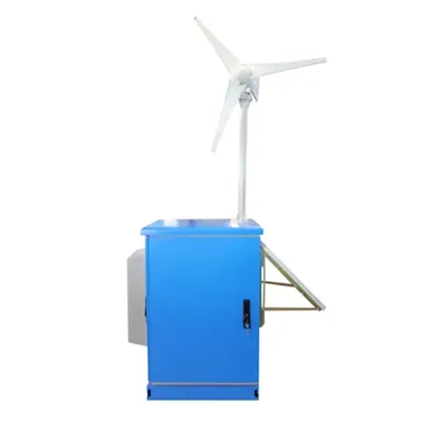 Solar panels generate electricity in English